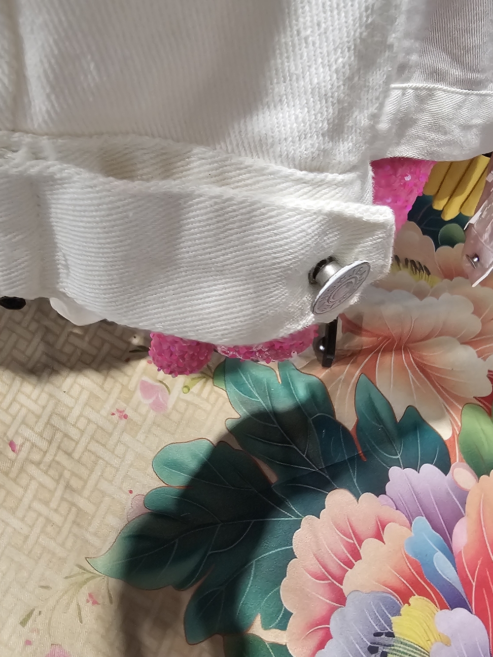 White Cropped Button-Front Jacket - Picture 3 of 4
